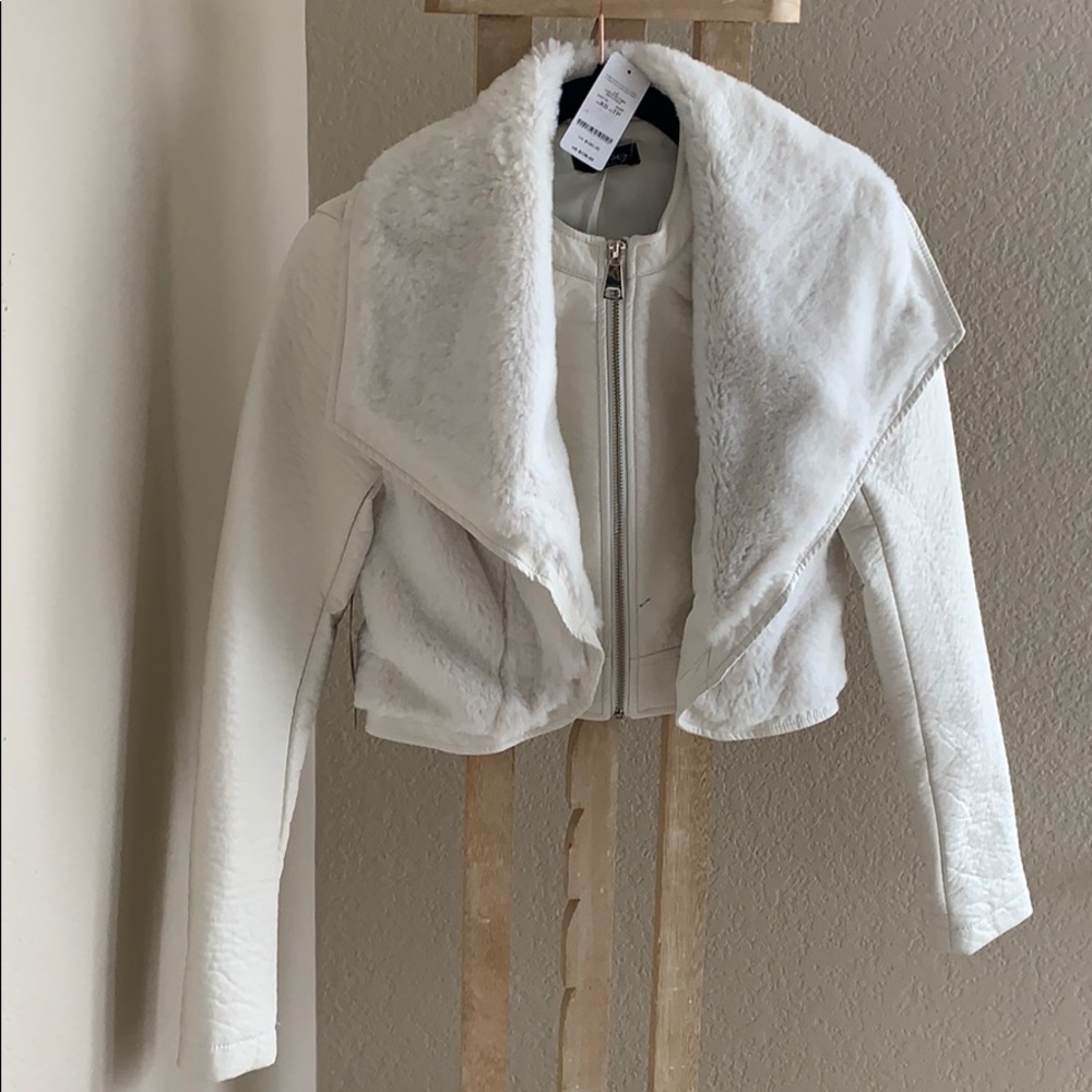 Bebe cropped faux fur jacket - NWT